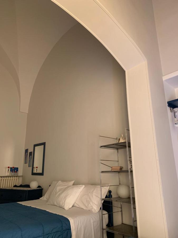 Bed and Breakfast Le Tre Civette Лечче Экстерьер фото