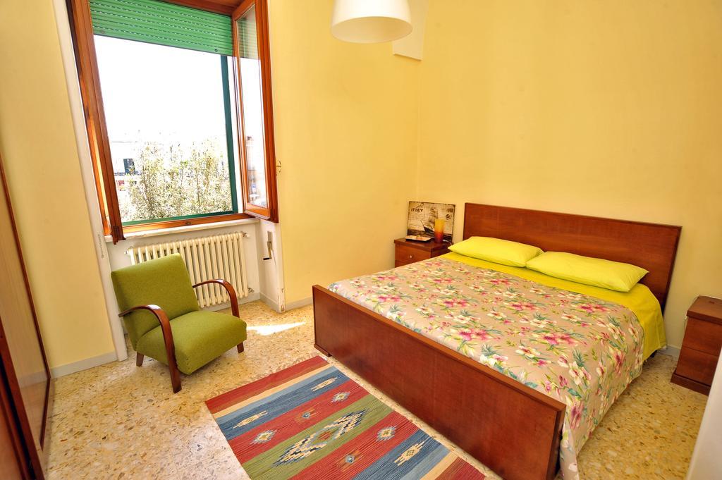Bed and Breakfast Le Tre Civette Лечче Экстерьер фото